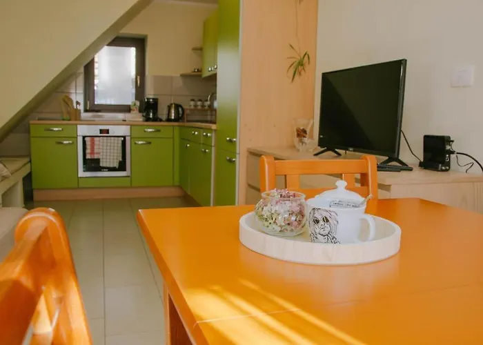 아파트 Apartma Lovriz 코바리드